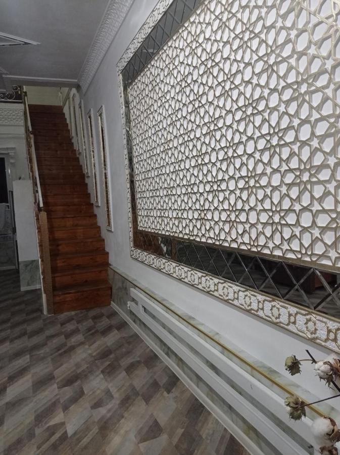 Hotel Guest House Golden Degrez Bucara Exterior foto